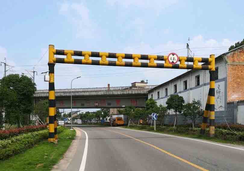 武威铁路限高架