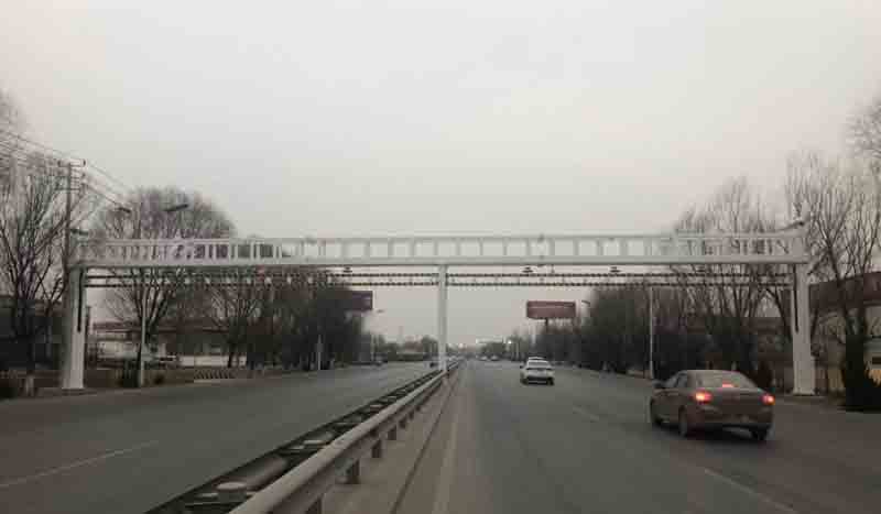 武威公路限高杆